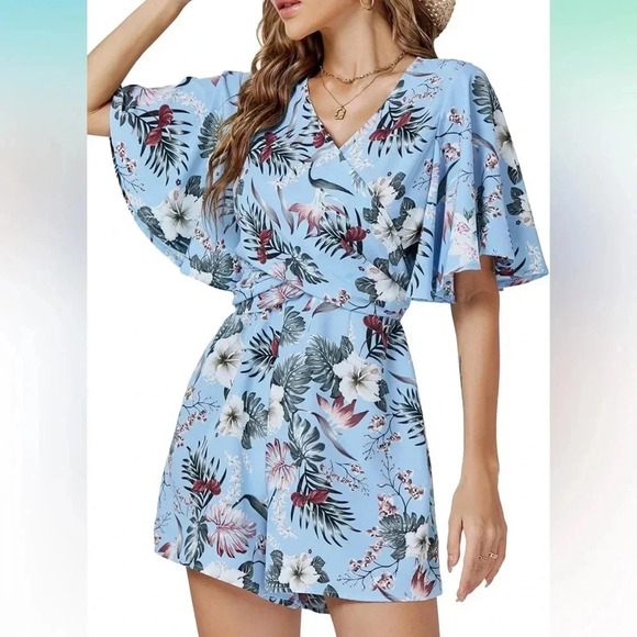 Jumpsuit Floral Print Deep V Neck Short Sleeve Tie Mini Short Romper NEW - Picture 2 of 4